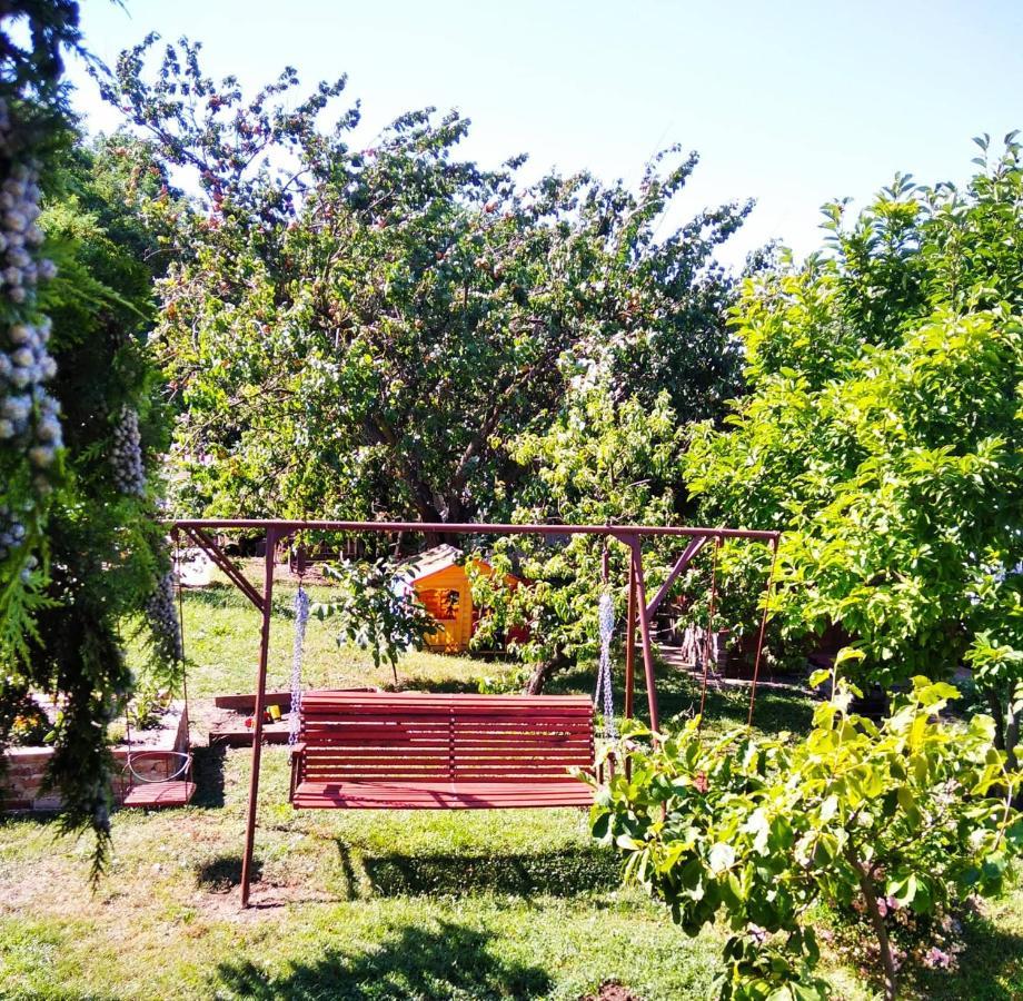 Ferienwohnung Szemi Haz Sárvár Exterior foto